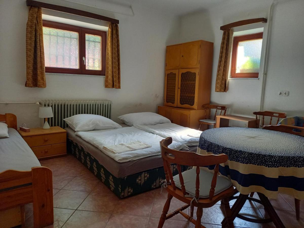 Flamingo Apartman Šoproň Exteriér fotografie